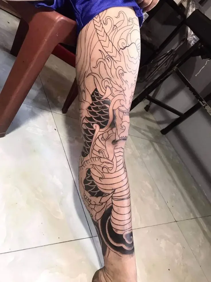mẫu hình xăm full chân nhật cổ khung