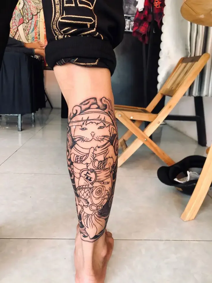 mẫu hình xăm full chân đi nét