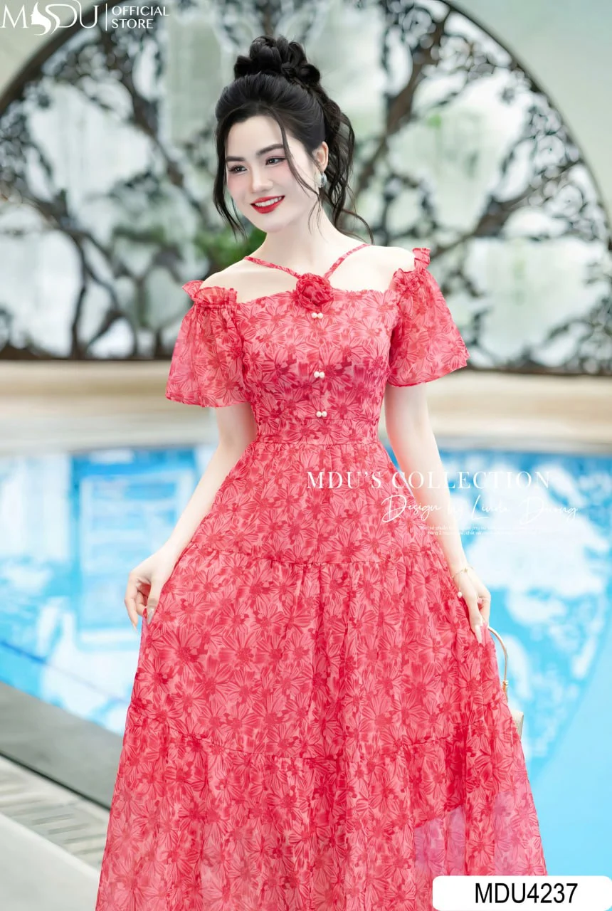 Những Kiểu Váy Đi Biển Đẹp Nhất Cho Phụ Nữ Trung Niên Như Tôi - Đầm Tơ Hàn Cao Cấp