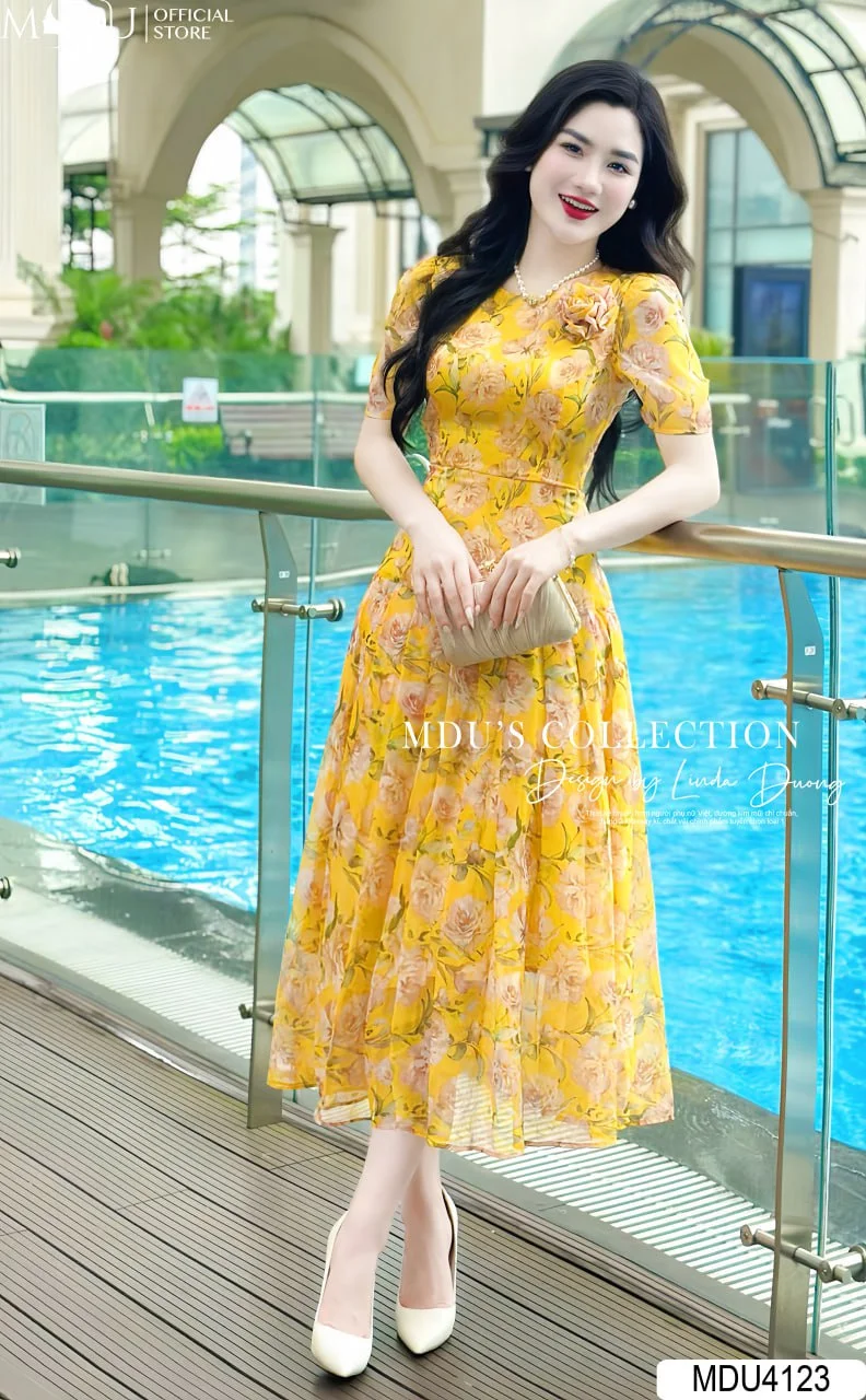 Những Kiểu Váy Đi Biển Đẹp Nhất Cho Phụ Nữ Trung Niên Như Tôi - Đầm Maxi