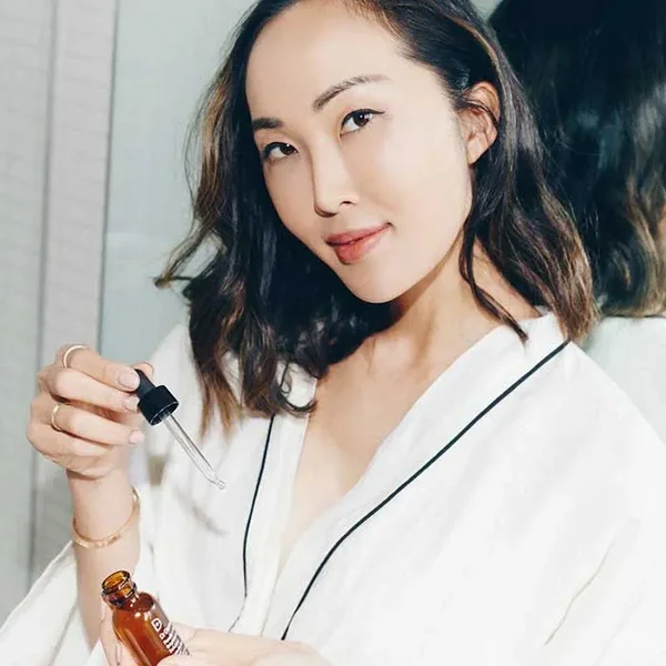 Chăm sóc tóc bóng mượt với serum dưỡng tóc