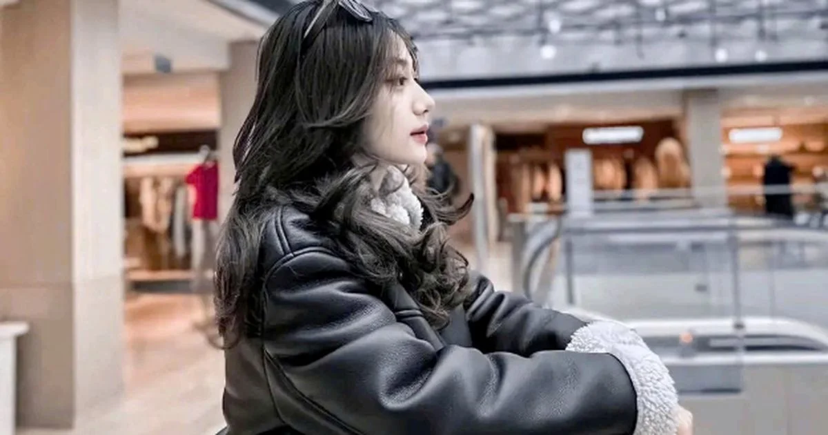 Hành trình của Trần Hà Linh: Bí quyết trở thành idol triệu người hâm mộ