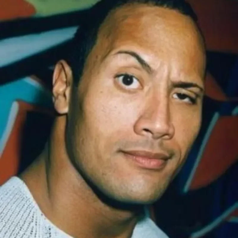 Meme The Rock nhếch lông mày - Dwayne Johnson meme (2)