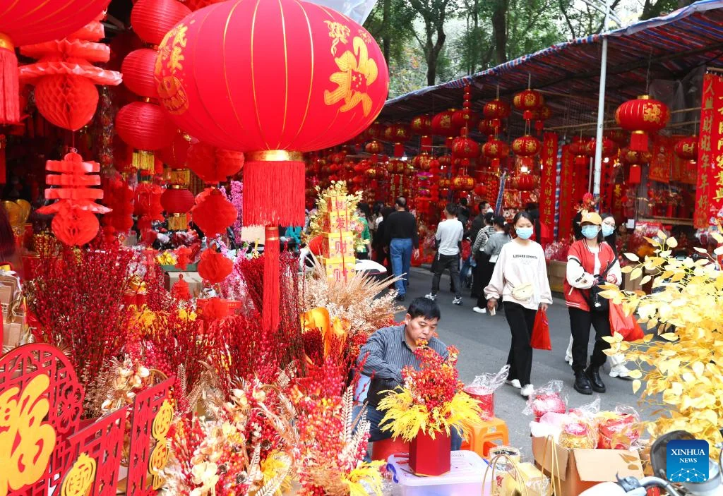 Hình ảnh Tết rực rỡ của Trung Quốc sau đại dịch