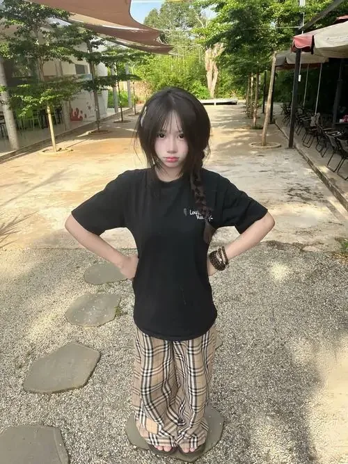 125 Ảnh Avatar Gái Xinh từ cute ngọt ngào tới cool ngầu cá tính thu hút mọi ánh nhìn