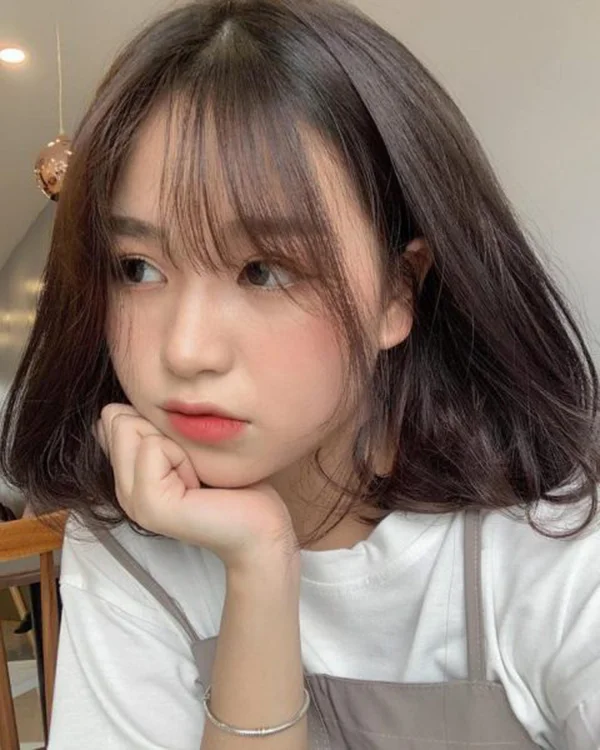 Ảnh gái xinh cute tóc ngắn ngang vai